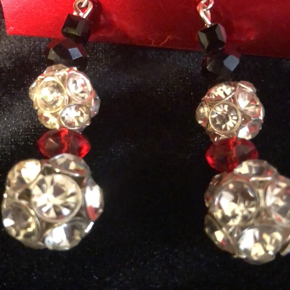 Crystal Bracelet & Snowmen Earrings. Faceted glass beads. Holiday Christmas - Picture 4 of 5